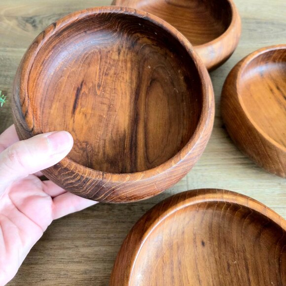 Set of 4 wooden salad bowls. - Picture 7 of 7
